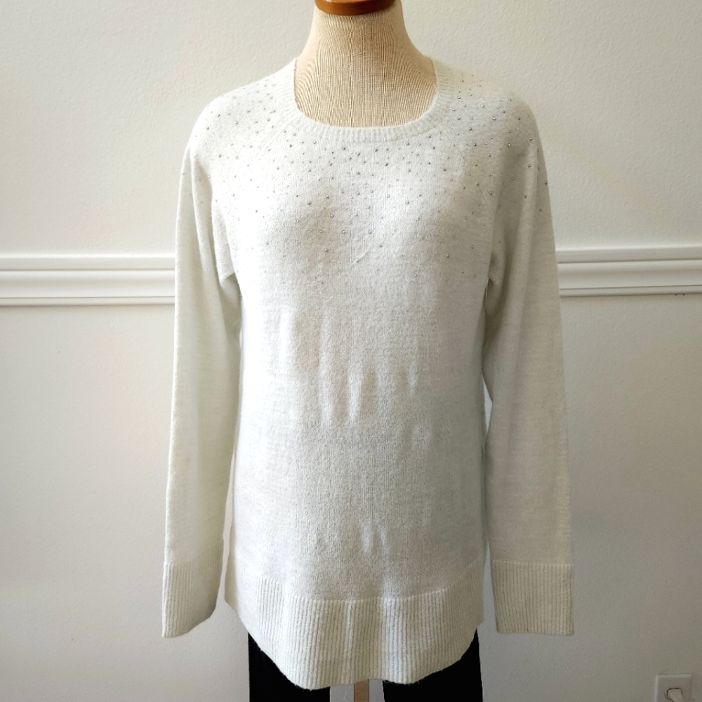 Apt. 9 White Sweater Silver With Studs size XL